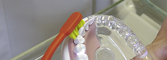 Praxis Dr. Ulrich Schmiedeknecht - Tipps zur richtigen Zahnpasta - Vergleich